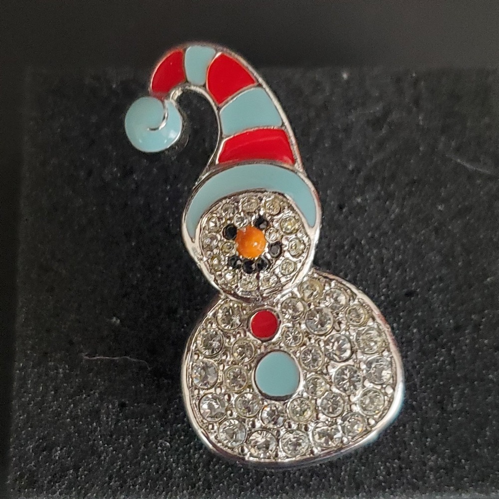 Swarovski‎ Snowman Pin Rhodium Plate Blue & Red Enamel & Clear Crystals NWT Swan